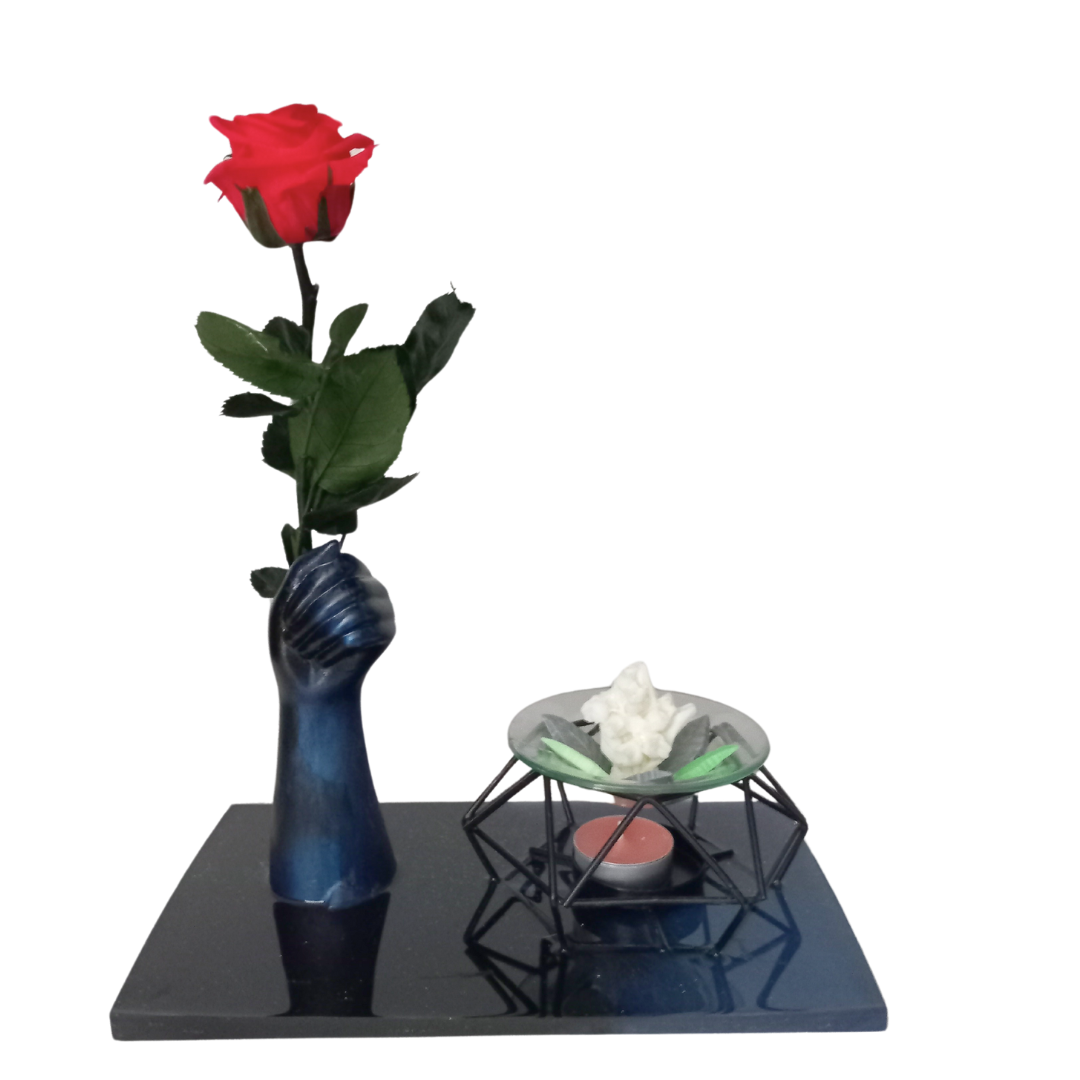 Décor produit (363 x 363 px) (6) (1) Support en résine époxy en forme de rectangle comprenant un brûleur de fondant, un vase main en époxy, 1 chauffe plat et une coupelle garnie au parfum choisi,Sera fourni avec 50lm de la fragrance au choix et de 6 bâtons en rotin