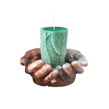 Support en résine époxy en forme de rectangle comprenant un brûleur de fondant, un contenant en époxy, 1 chauffe plat et une coupelle garnie au parfum choisi,Sera fourni avec 50lm de la fragrance au choix et de 6 bâtons en rotin.